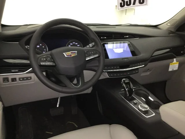 Used 2020 Gray Cadillac Premium Luxury image 24