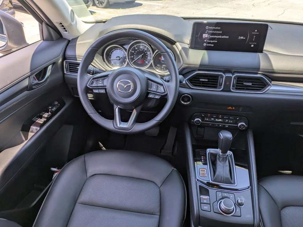 Used 2025 Platinum Mazda 2.5 S Select Package image 17