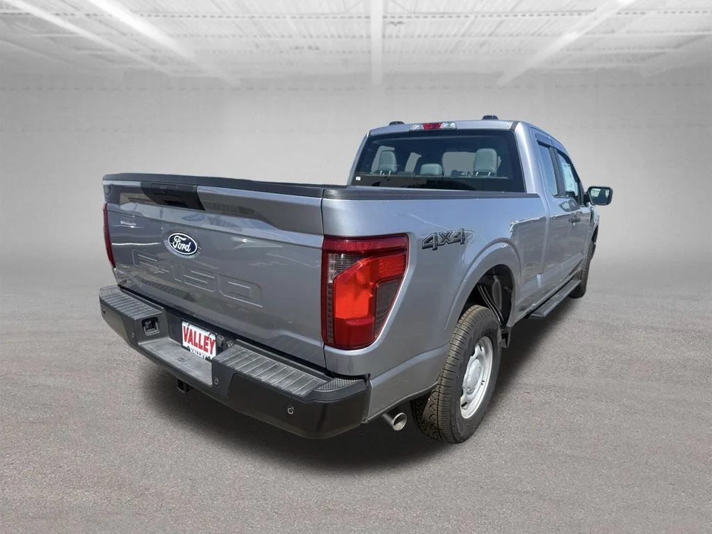New 2025 Iconic Silver Metallic Ford XL image 3