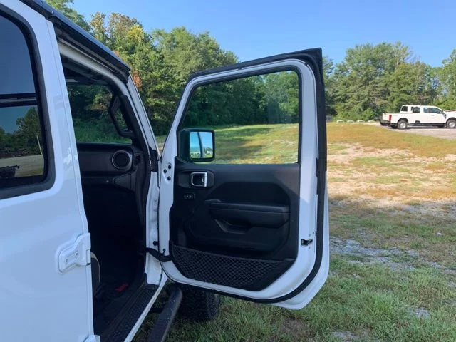 Used 2020 White Jeep Unlimited Sport S image 15