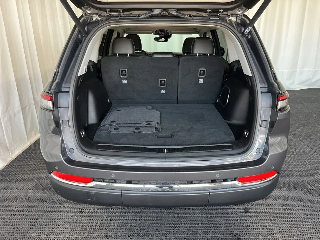 Used 2023 Gray Jeep 4xe image 28