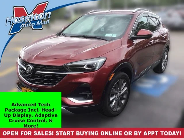Used 2023  Buick Essence image 1