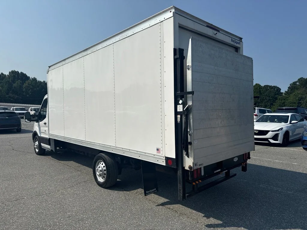Used 2023 White Ford Base image 3