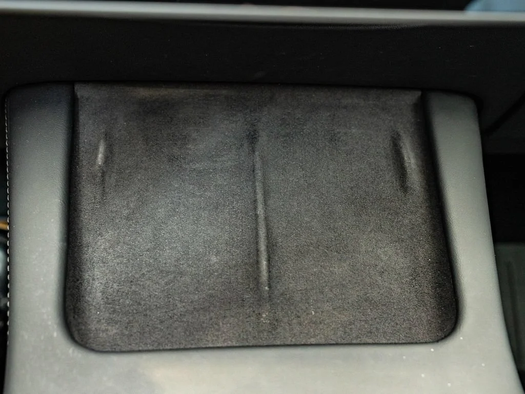 Used 2023 Black Tesla  image 31