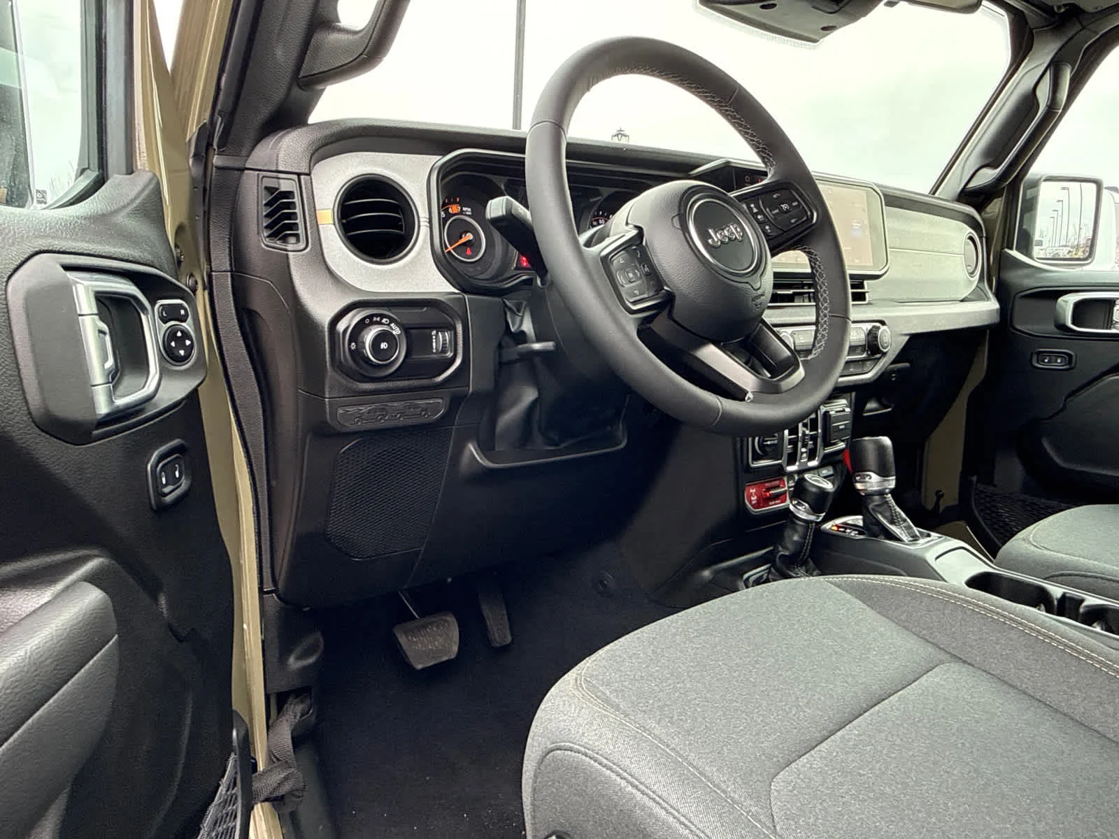 2026 Jeep Wrangler 4-Door Willys - Photo 10
