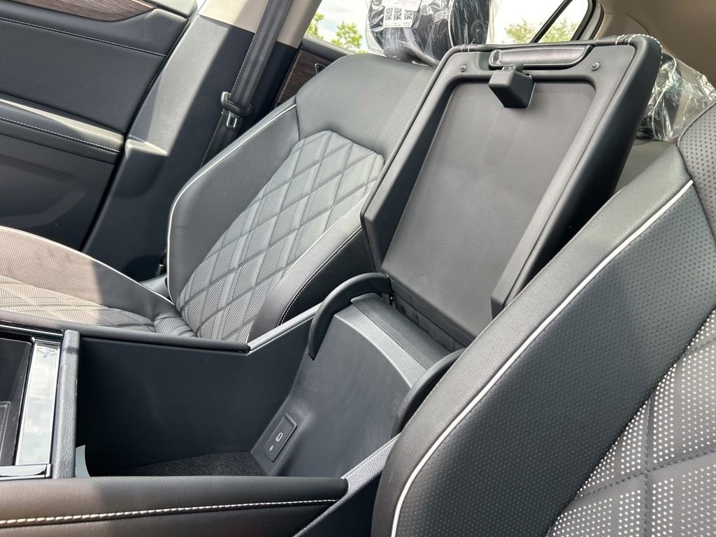 New 2026 White Volkswagen 2.0T SEL Premium R-Line image 40