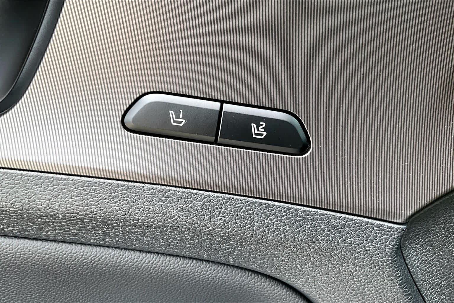 Used 2026 Ebony Black Kia SX-Prestige image 34