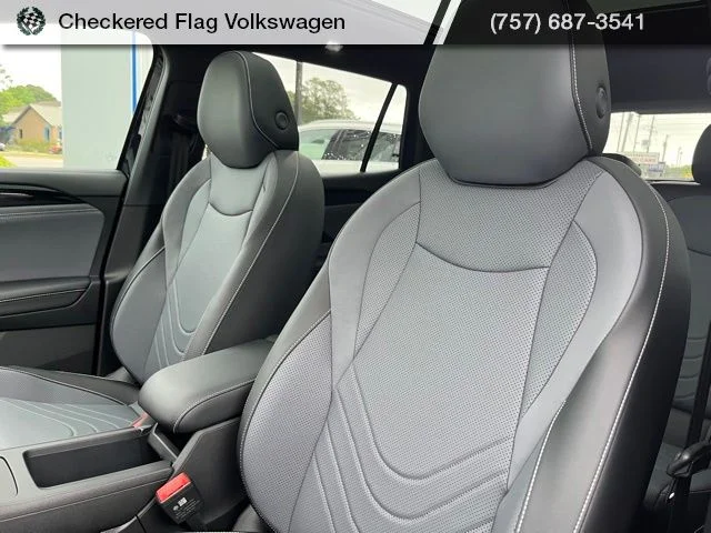 New 2026 Black Volkswagen 2.0T SE R-Line Black image 23