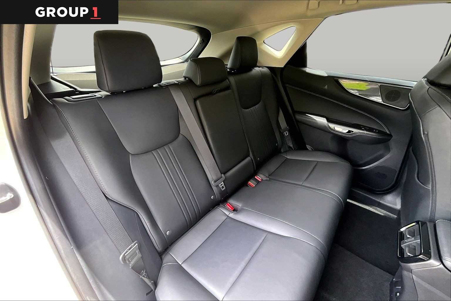 Used 2026 Ultra White Lexus  image 17