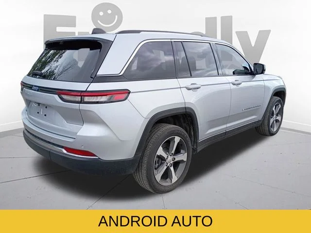 Used 2022 Silver Jeep 4xe image 5