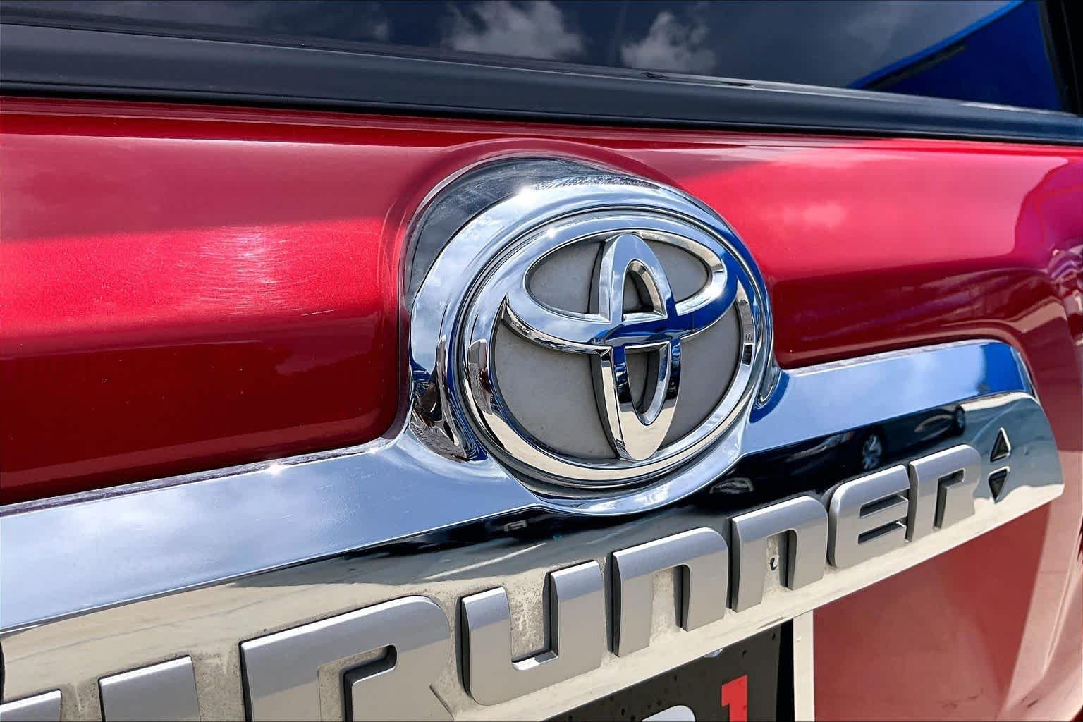 Used 2023 Barcelona Red Metallic Toyota Limited image 30