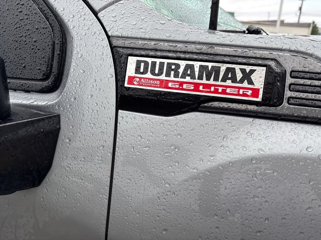 Certified Used 2024 Sterling Metallic GMC AT4 image 9