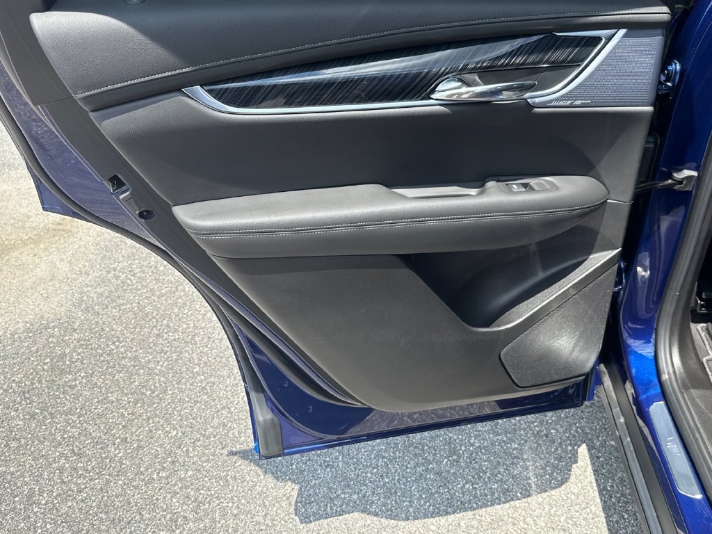 2025 Cadillac XT6 Premium Luxury - Photo 23