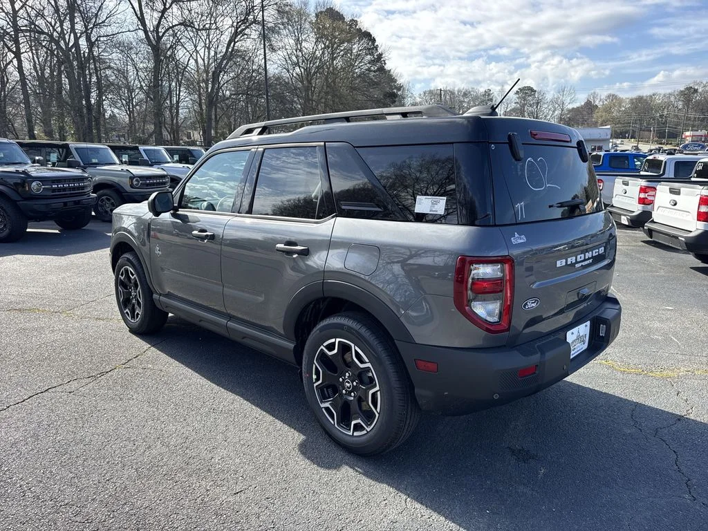New 2026 Carbonized Gray Metallic Ford Outer Banks® image 5