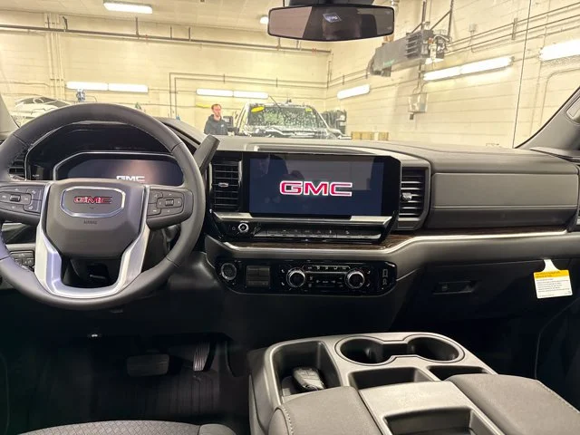 New 2026 Summit White GMC SLE image 20