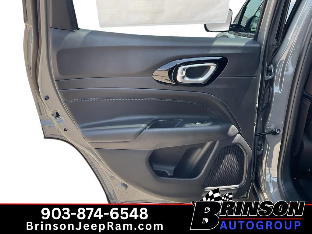 New 2026 Sting-Gray Clearcoat Jeep Latitude Altitude image 6