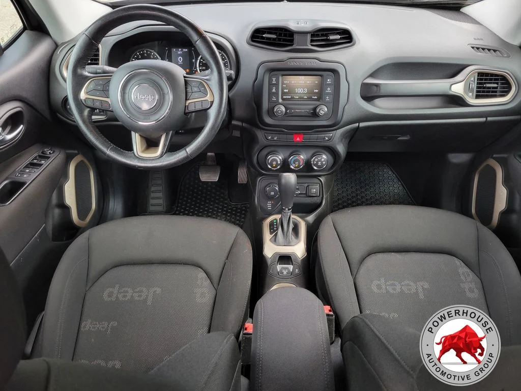 Used 2017 Gray Jeep Latitude image 18