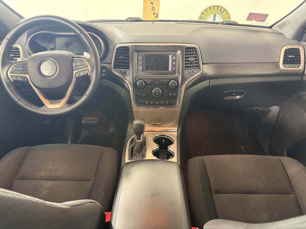 Used 2017 White Jeep Laredo image 5