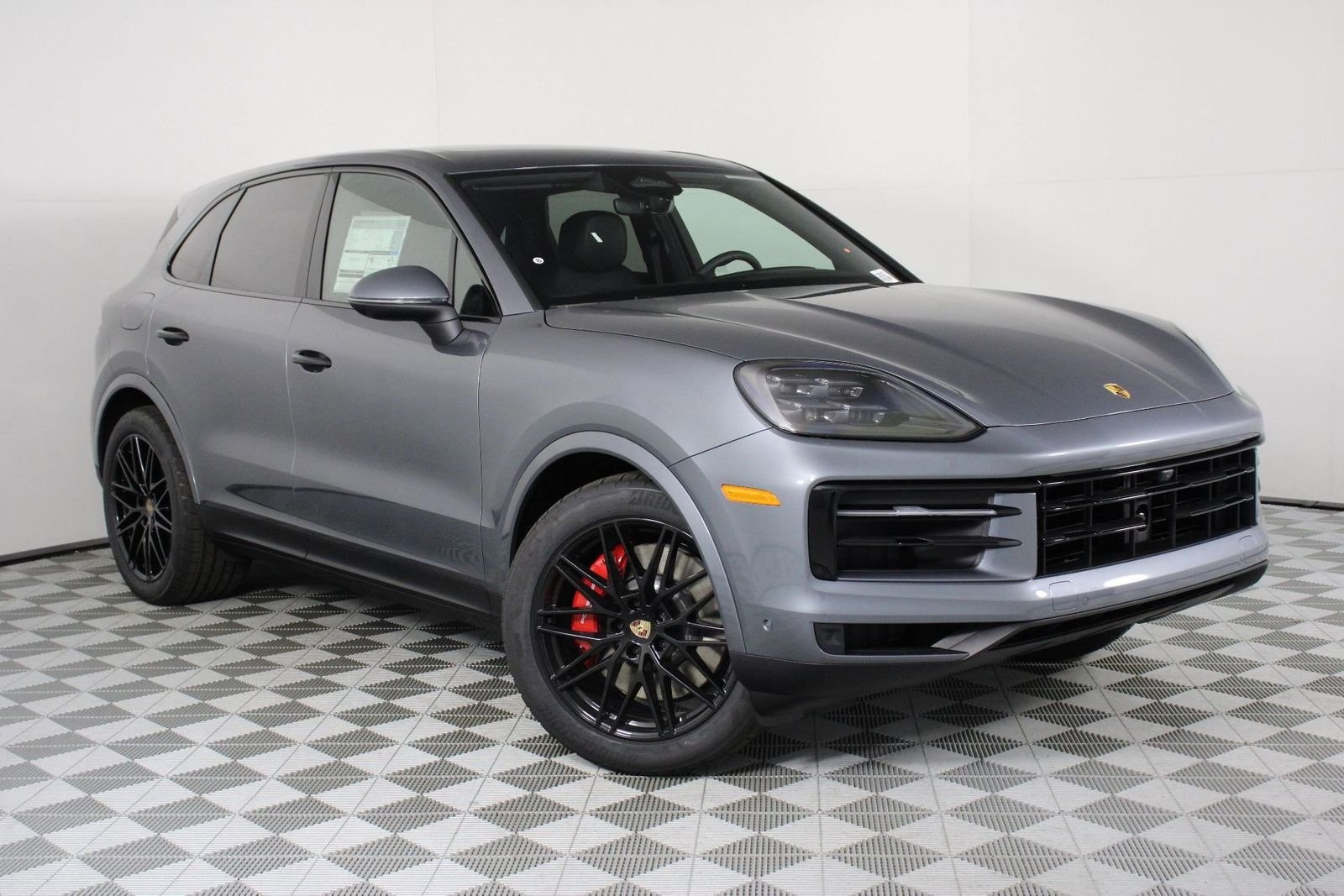 New 2026 Vanadium Grey Metallic Porsche S image 9