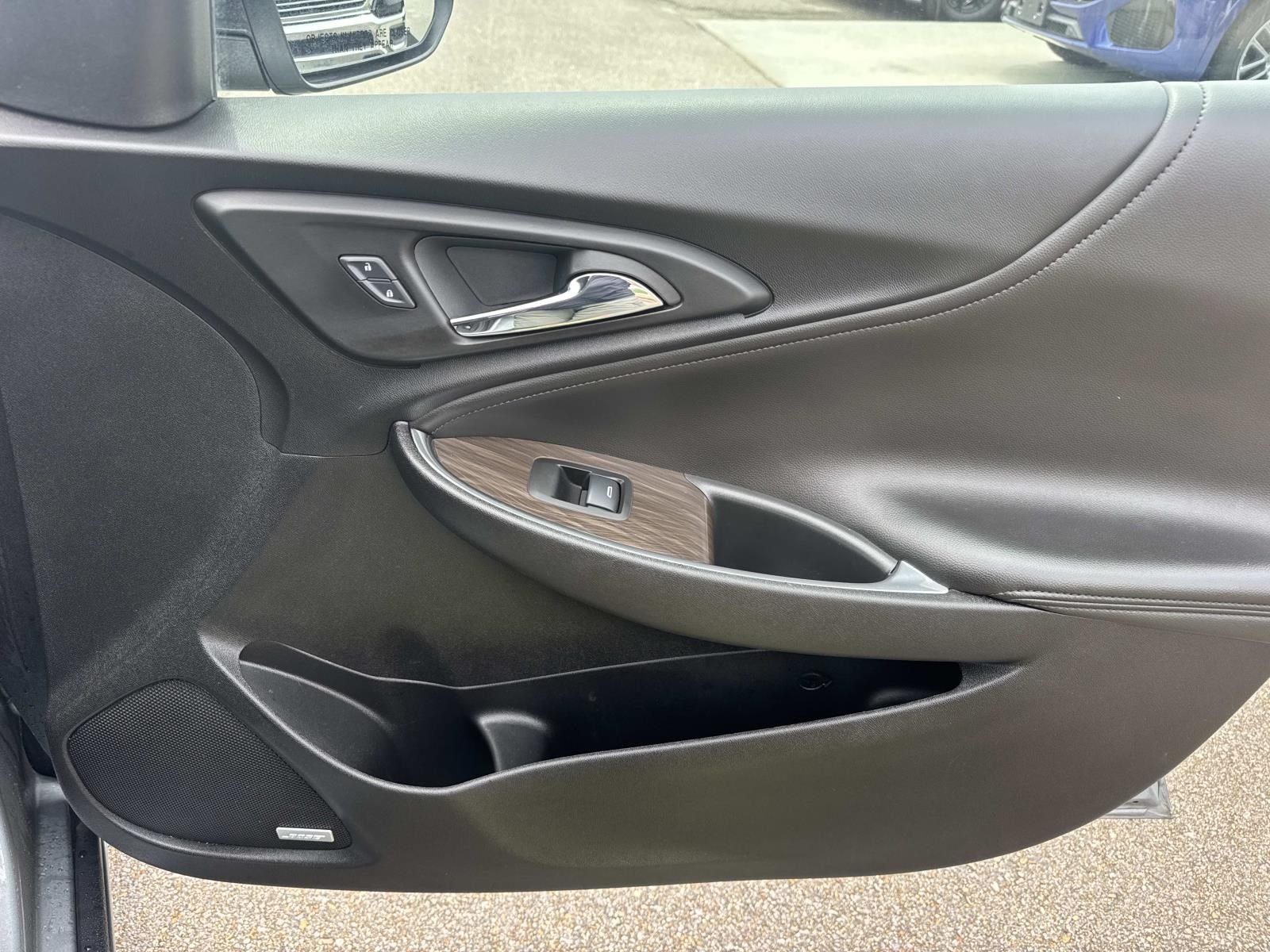 Used 2024 Gray Chevrolet LT image 13