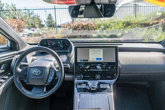Certified Used 2023 WIND CHILL PEARL* Toyota  image 17
