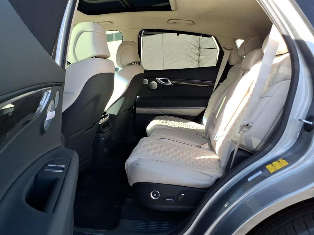 New 2026 Silver Genesis 3.5T e-SC image 10