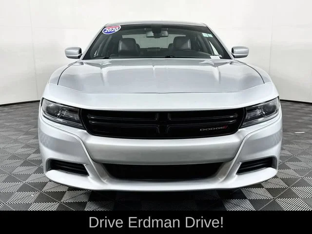 2C3CDXBG1LH136128