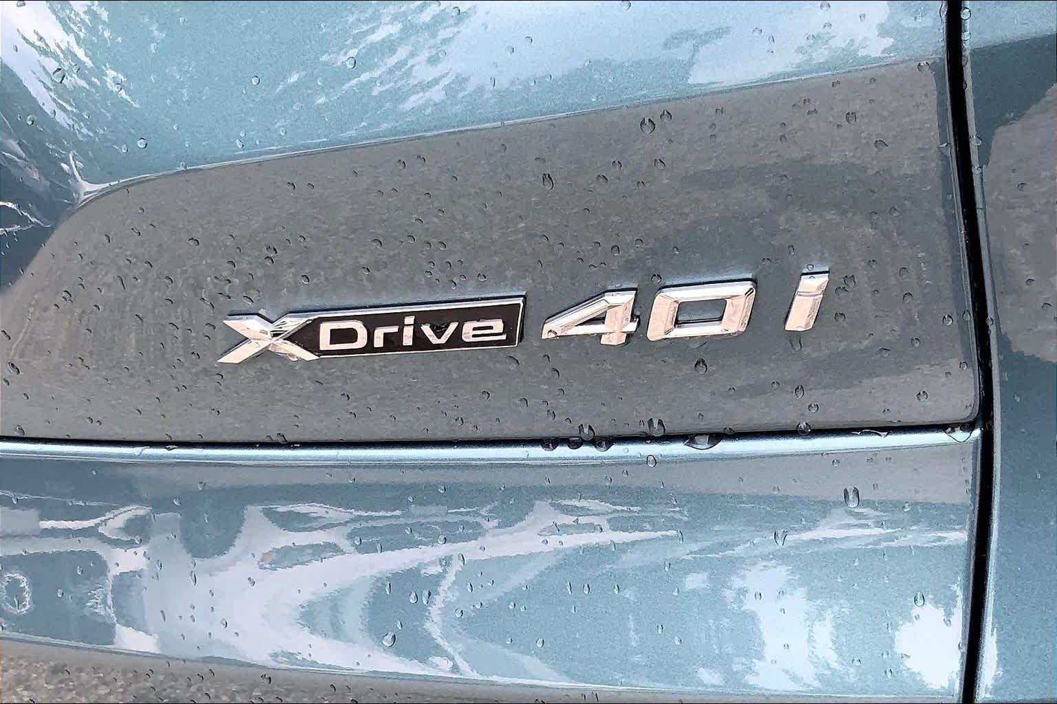 Used 2025 Blue Ridge Mountain Metallic BMW xDrive40i image 31