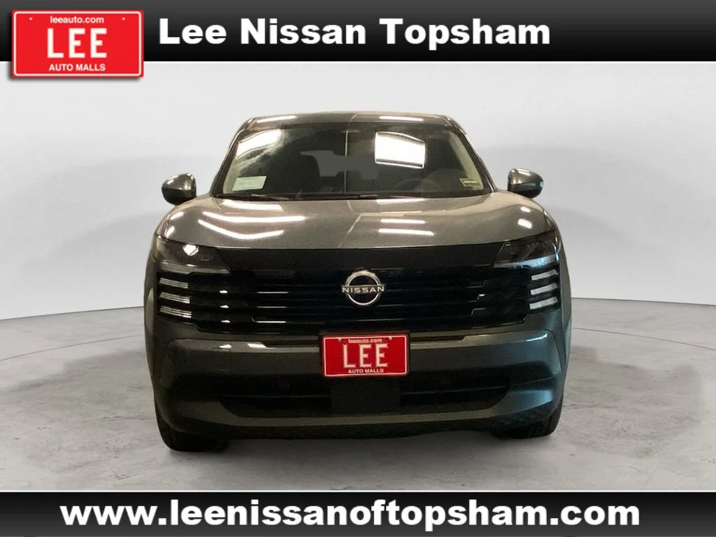 Used 2025 Gun Metallic Nissan SV image 9