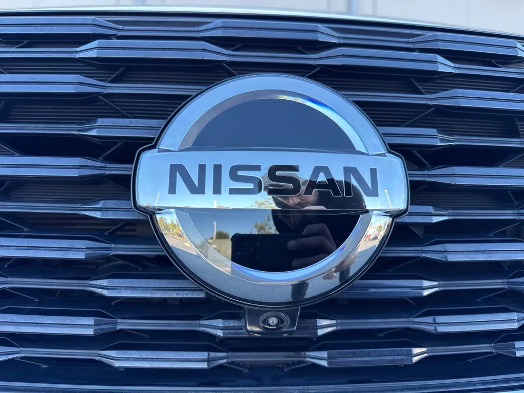 Used 2021 Black Nissan SV image 9