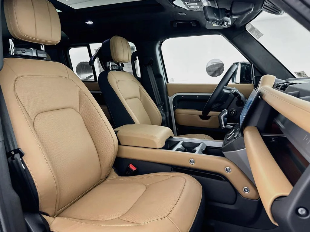 New 2026 Borasco Grey Land Rover X image 30