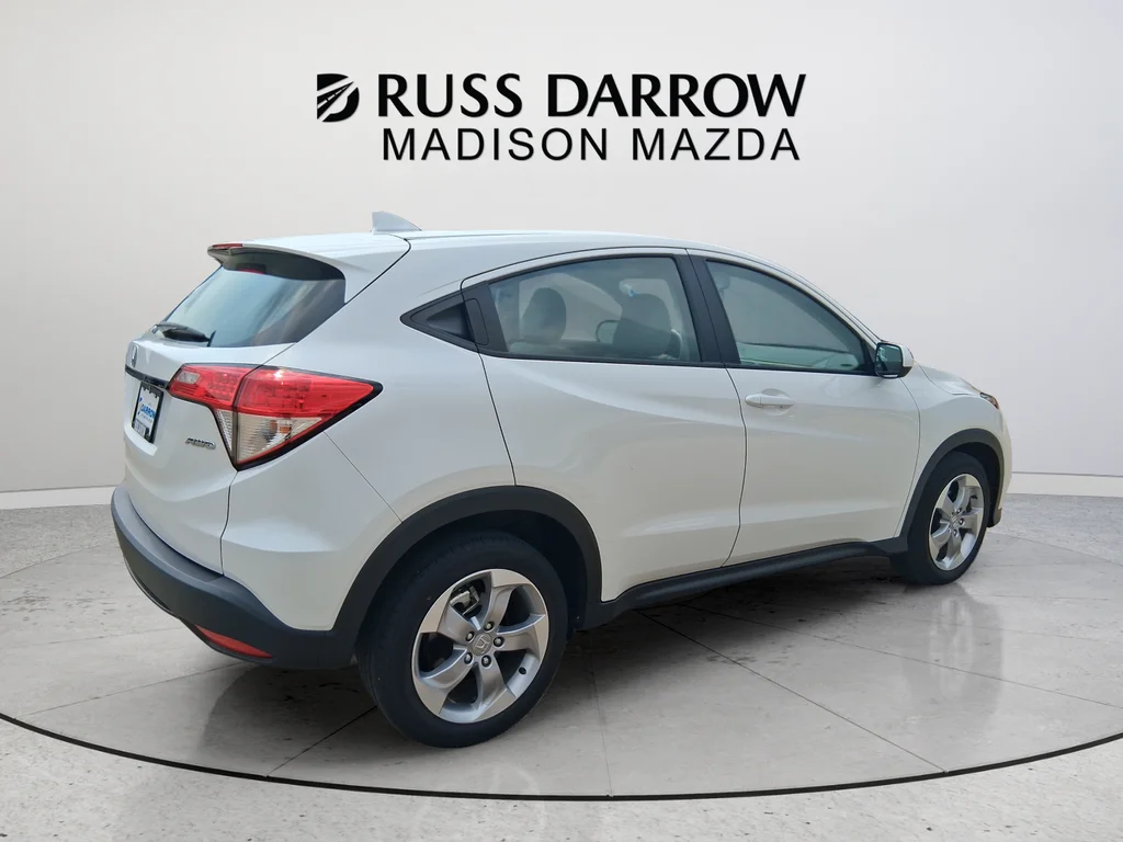 Used 2022 White Honda LX image 5