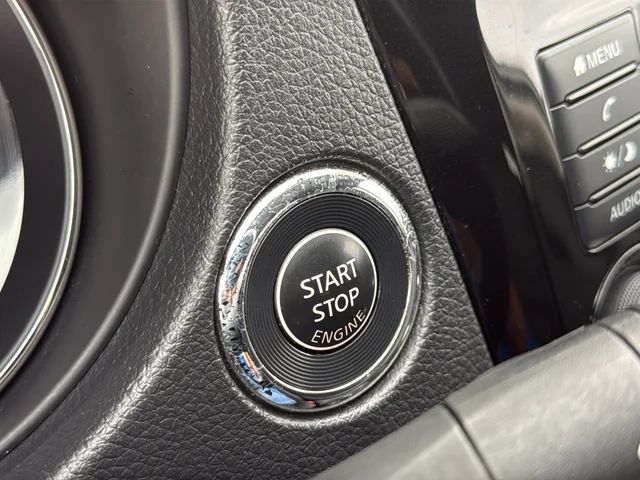 Used 2018 Gray Nissan SV image 33