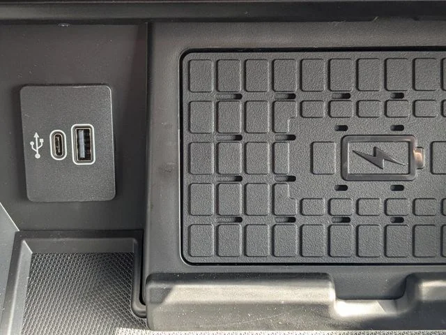 New 2026 Carbonized Gray Metallic Ford Lariat® image 26