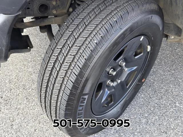 Used 2023 White Jeep Sport image 19