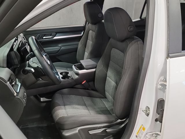 Used 2026 Summit White GMC Elevation image 21