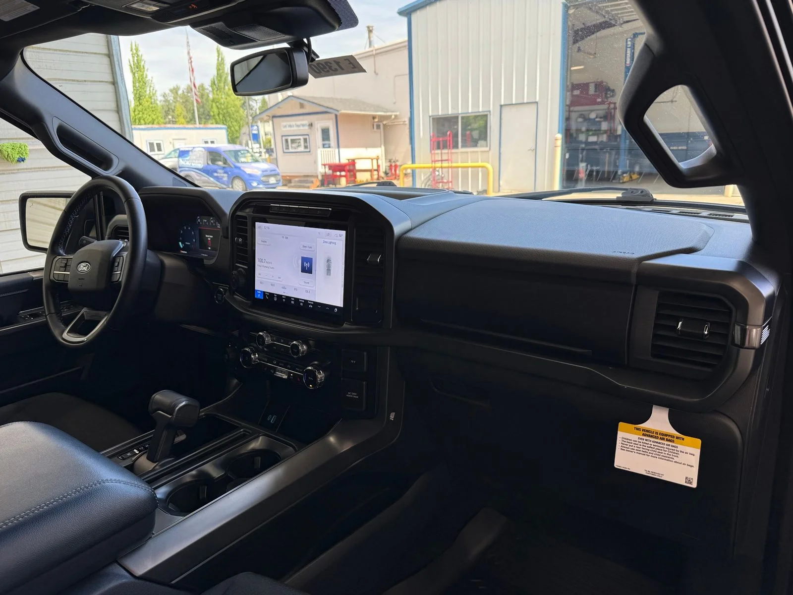 Used 2024 Black Ford XLT image 11