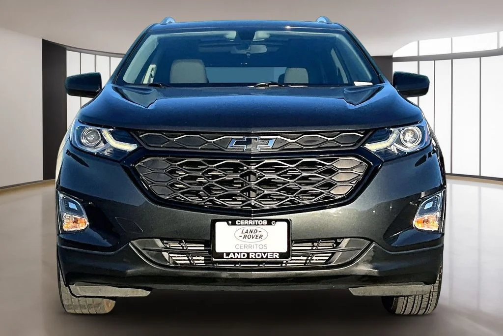 Used 2019 Gray Chevrolet LT image 2
