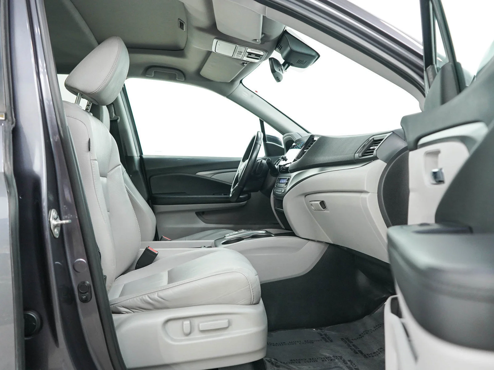 Used 2021 Gray Honda Black Edition image 11