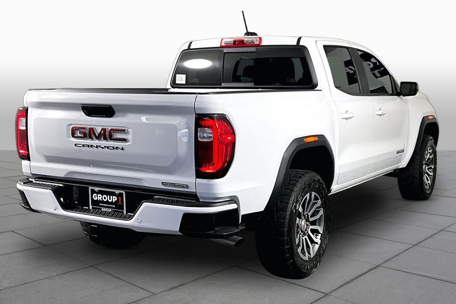 Used 2024 Summit White GMC 2WD Elevation image 22