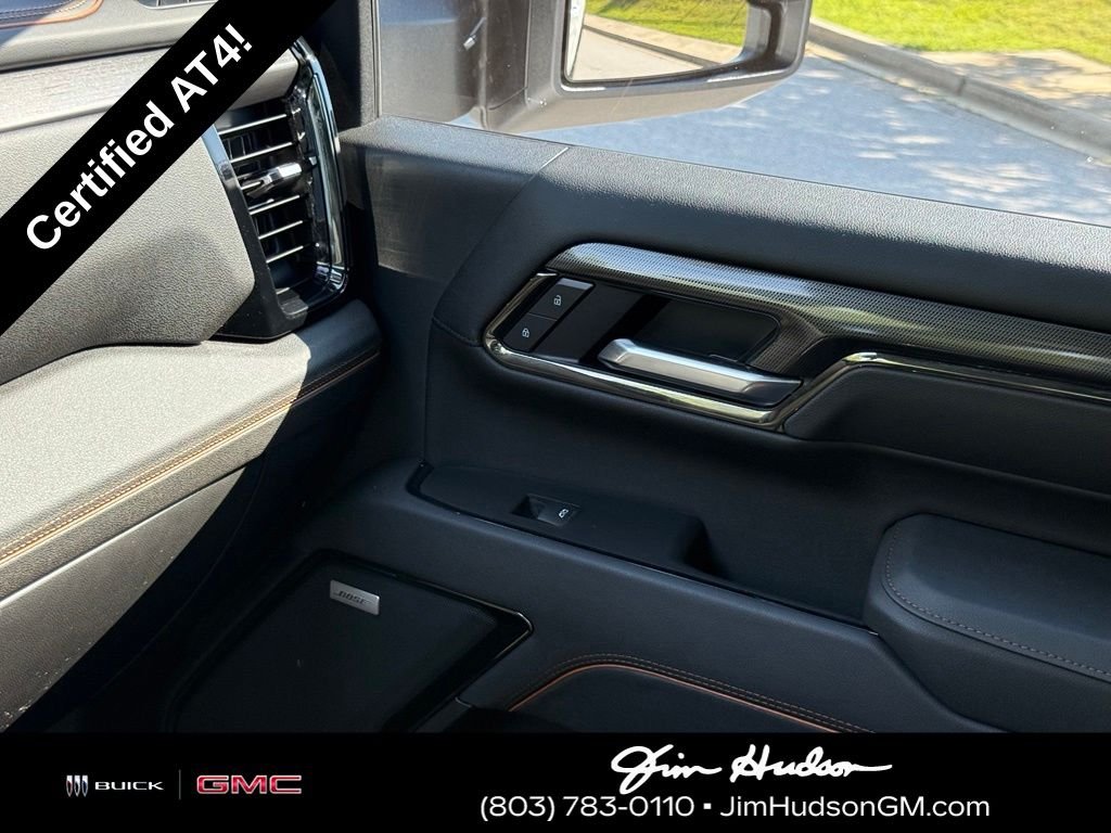 Used 2025 White GMC AT4 image 38