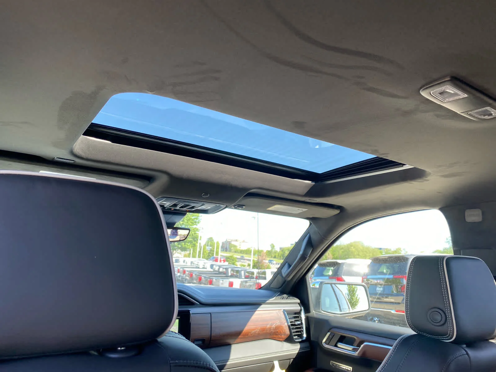 New 2026 Glacier White Tricoat GMC Denali Ultimate image 26