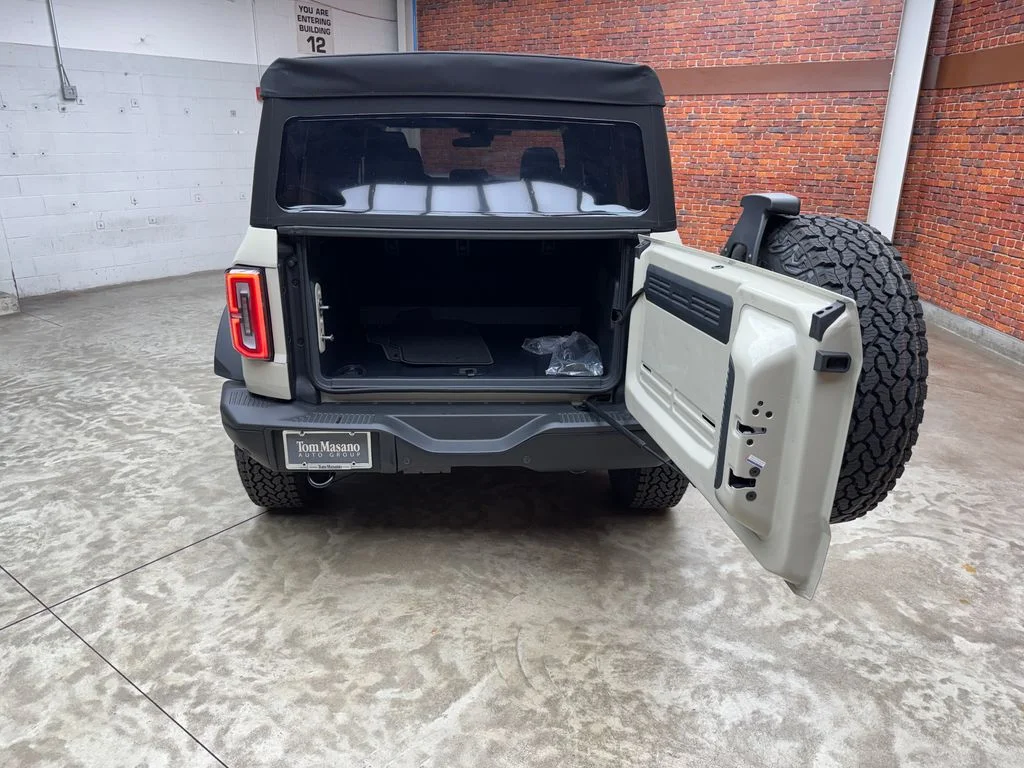 New 2026 Desert Sand Ford Badlands® image 27