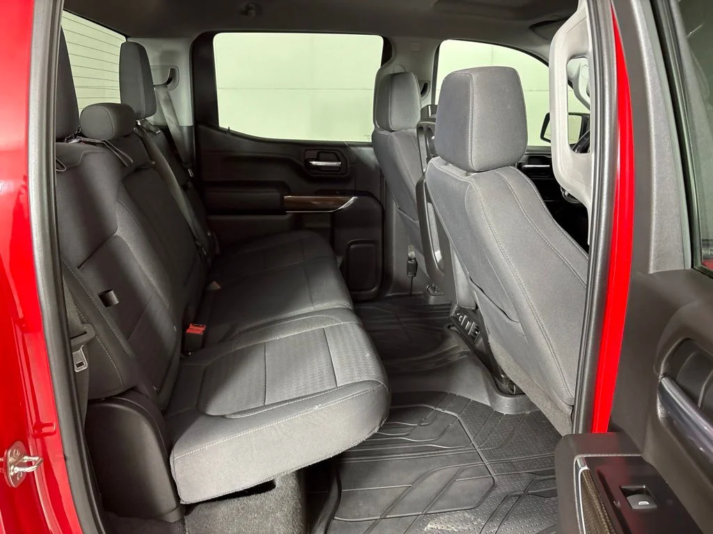 Used 2020 Red Chevrolet RST image 26