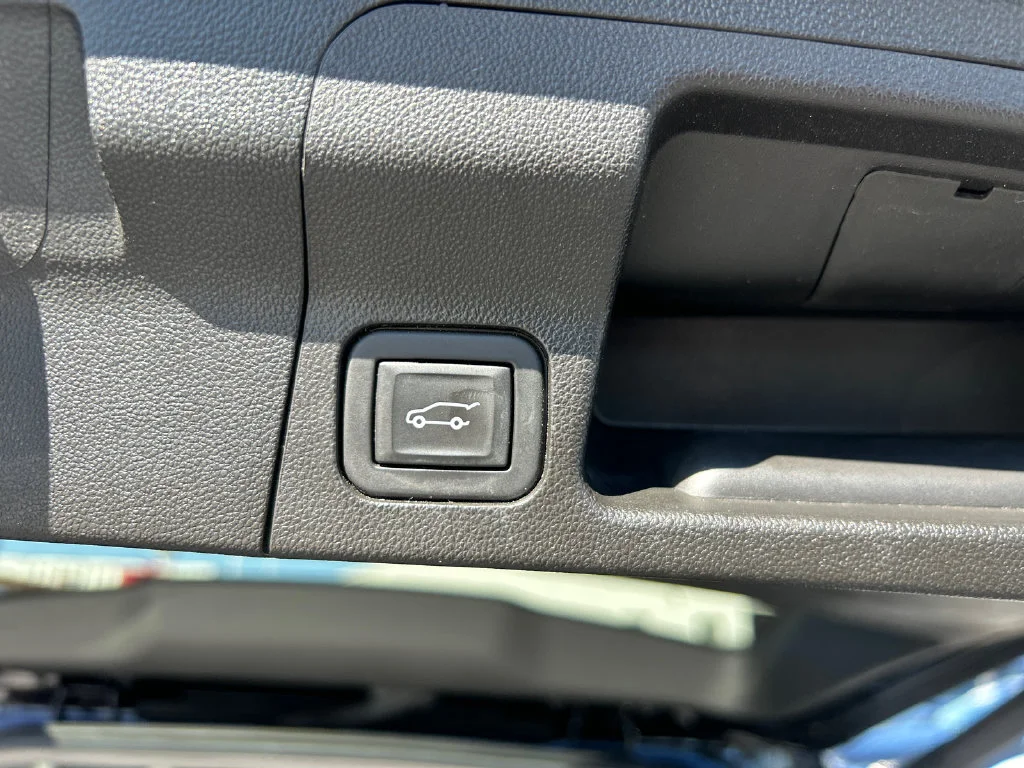 2023 GMC Acadia SLT - Photo 37
