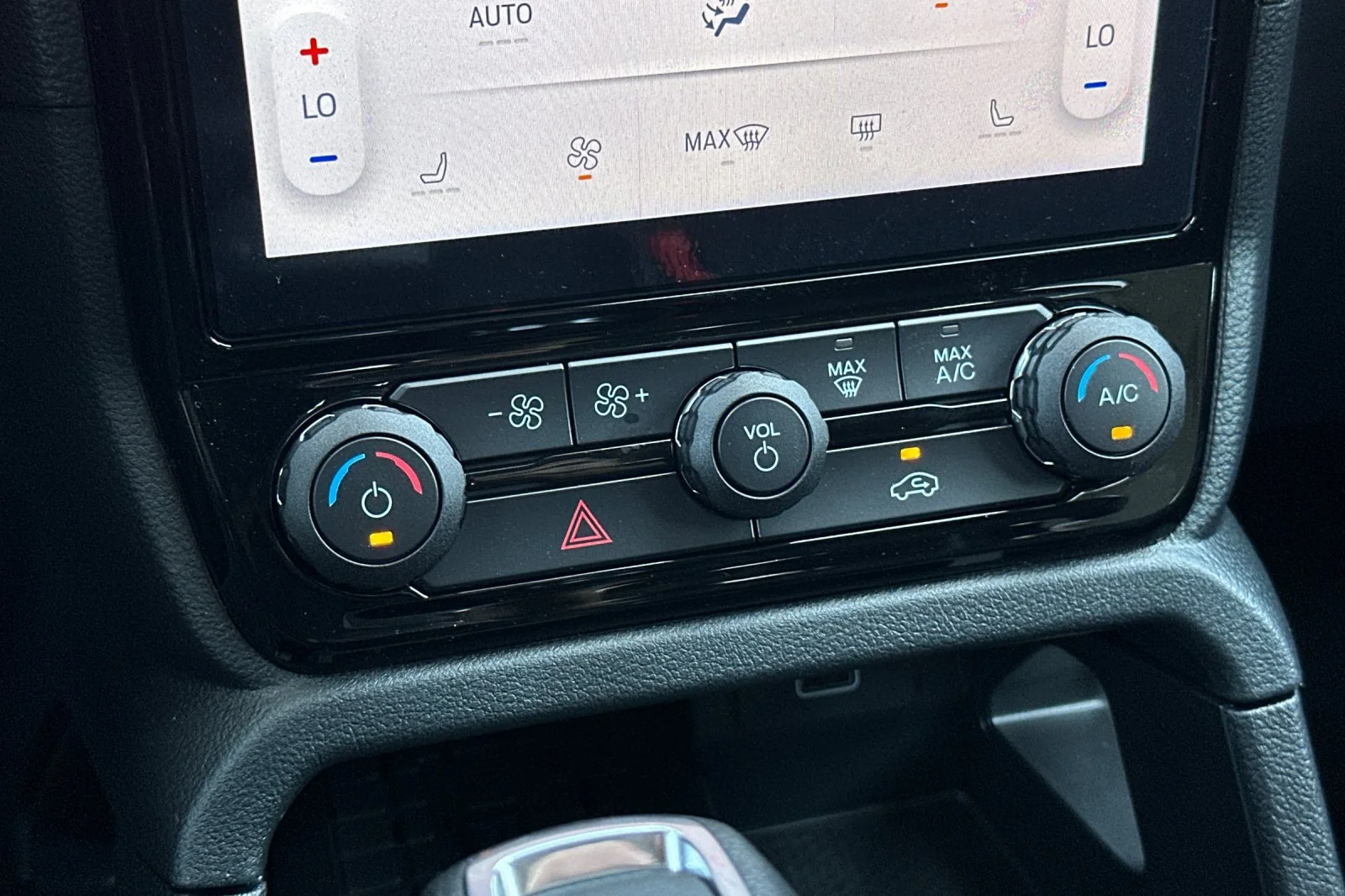 New 2026 Oxford White Ford XLT image 19