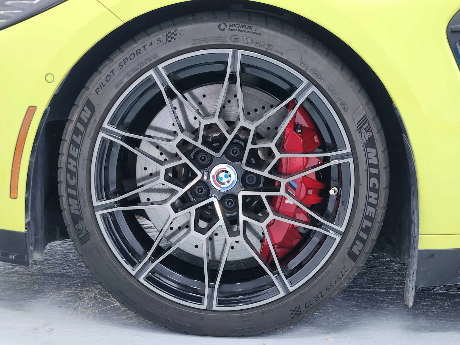 Used 2023 Sao Paulo Yellow BMW Competition xDrive image 10