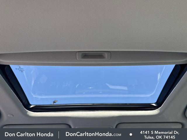Certified Used 2025 Meteorite Gray Metallic Honda 1.5T SE image 39