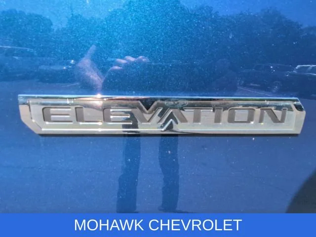 Used 2017 Blue GMC SLE image 31