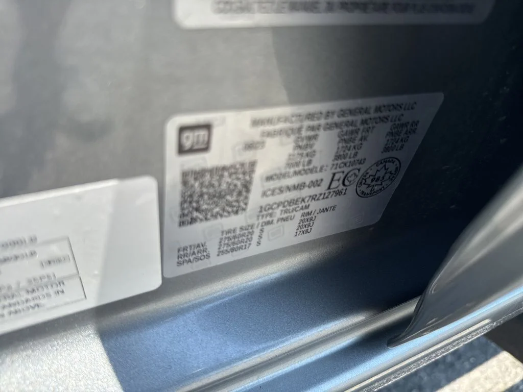 Used 2024 Gray Chevrolet Custom image 35